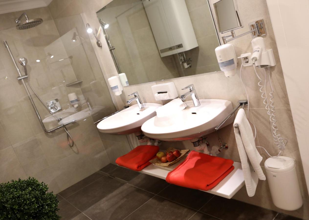 Berghotel Hois Heiligenblut Ngoại thất bức ảnh